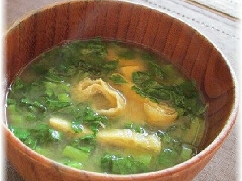 大根の葉と油揚げのお味噌汁 レシピ 作り方 By はなまる子 楽天レシピ 大根の葉と油揚げのお味噌汁 レシピ 作り方 By はなまる子 楽天レシピ